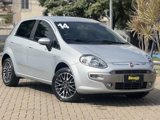 FIAT PUNTO 1.6 ESSENCE 16V FLEX 4P AUTOMATIZADO FIAT PUNTO 1.6 ESSENCE 16V FLEX 4P AUTOMATIZADO